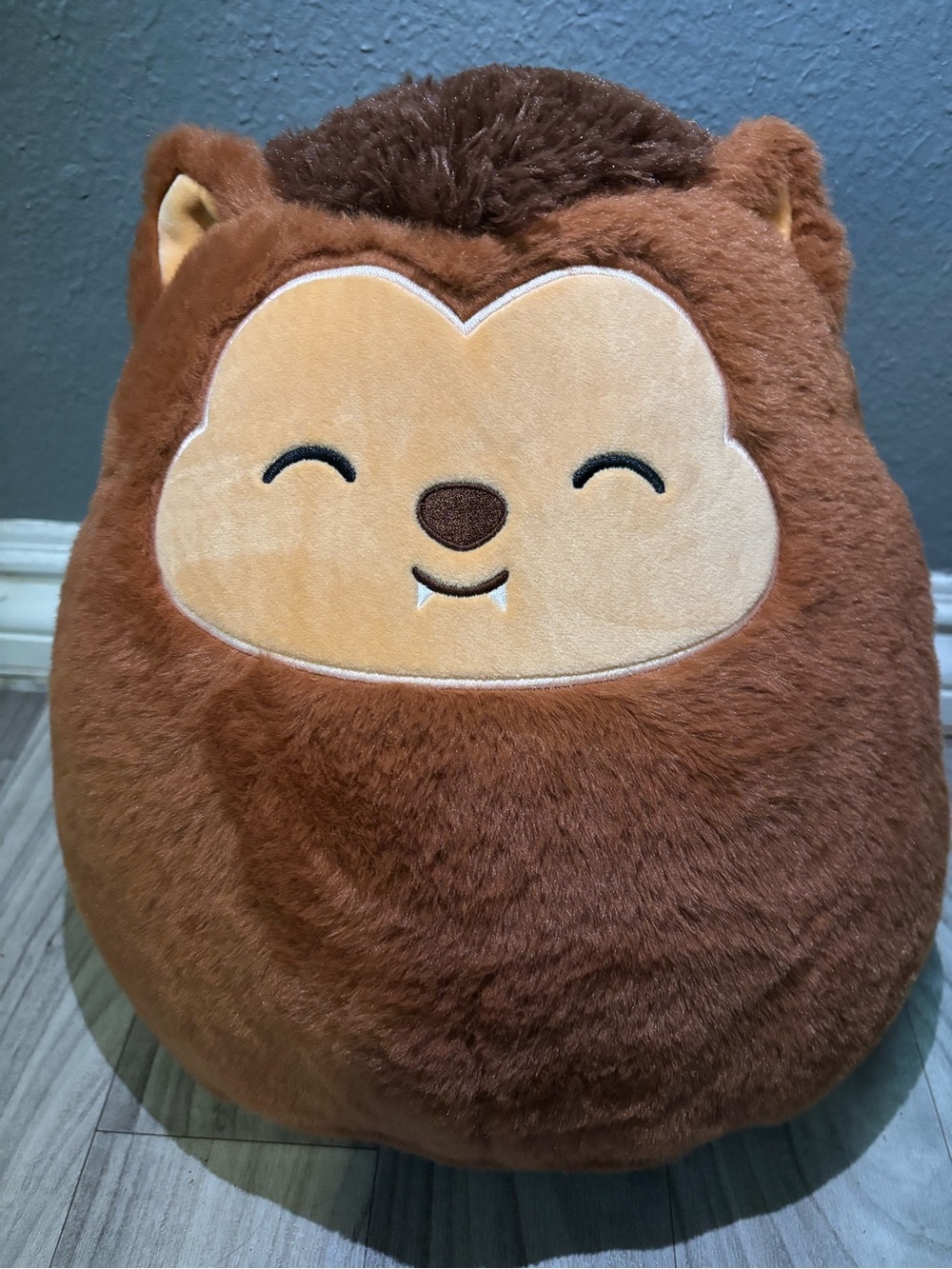 Wade the Werewolf Fuzzamallow (Squishmallow) 12”